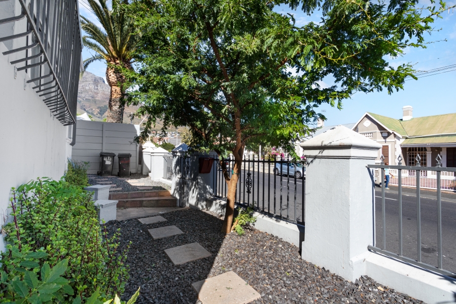 9 Bedroom Property for Sale in Woodstock Western Cape